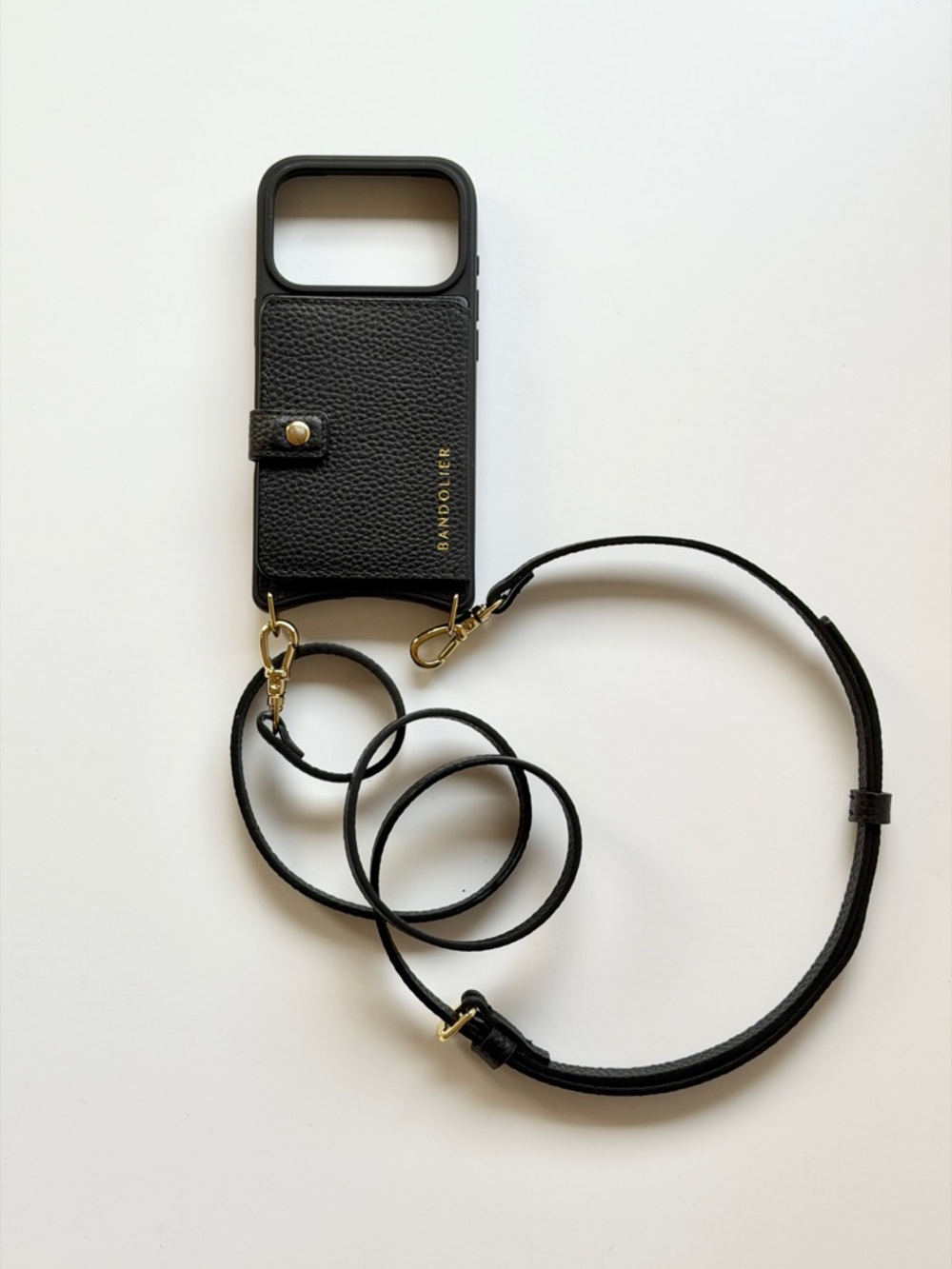 Bandolier Mila MagSafe Crossbody phone case in black/gold iPhone 17 PRO - Picture 2 of 6